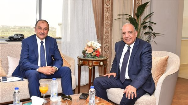 خطة مشتركة بين الكهرباء وقطاع الأعمال لترشيد استهلاك الطاقة في 25 مصنعًا صناعيًا Screenshot 2025 10 27 191736