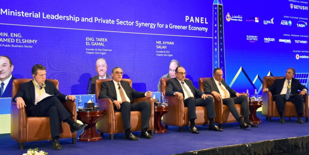 حسام هيبة: إنتاج ضخم للألواح الشمسية في مصر بنسبة مكون محلي 90% الربع الأول من 2026