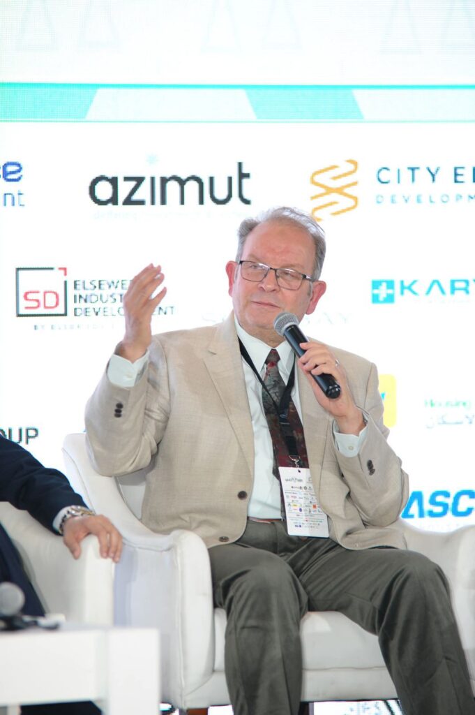 عاطر حنورة: الشراكة مع القطاع الخاص تحول الدولة من منفذ للخدمات إلى منظم للأسواق ومحفز للاستثمار WhatsApp Image 2025 12 17 at 16.52.05 ea662b03