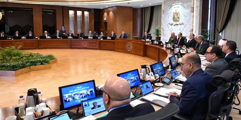 تقنين وضع اليد وتطوير مطار العريش.. 8 قرارات هامة في اجتماع مجلس الوزراء الأسبوعي