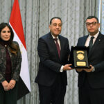 شاهد فرحة وزيرة الإسكان الجديدة وحزن شريف الشربيني بعد الرحيل