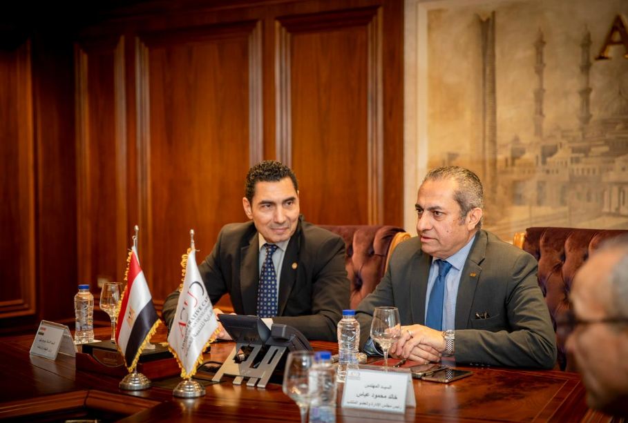 وزير الشباب يبحث مع العاصمة الجديدة التوسع في إنشاء وتحديث المنشآت الرياضية